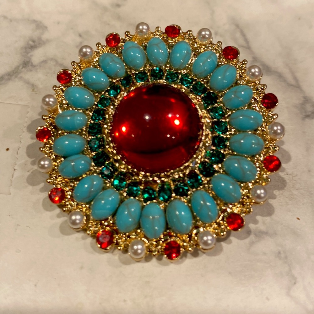 Beautiful Gold Tone Brooch with Emerald Green,Ruby Red,Blue Turquoise and Pearls